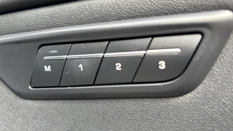 Jaguar E-Pace 2.0 D200 R-Dynamic SE 5dr Auto Diesel Estate